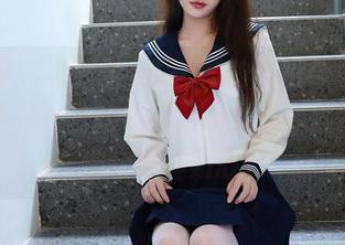秀人网 – 李雅柔182CM的美脚合集，照片似乎有自己的情感，亲吻她的脚趾就像宠物一样贴心。