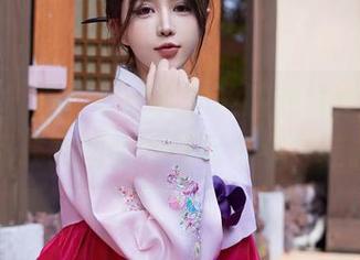 秀人网 – 哟，谭小灵的和服在线合集，简直让我想替她搭配个小白鞋。