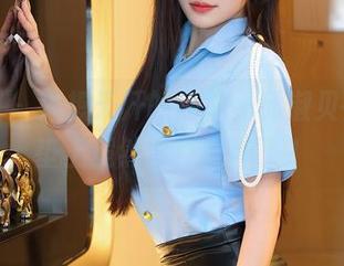 秀人网 – 异想天开的私拍，邱淑贝在瑜伽垫上竟然变身女神了？