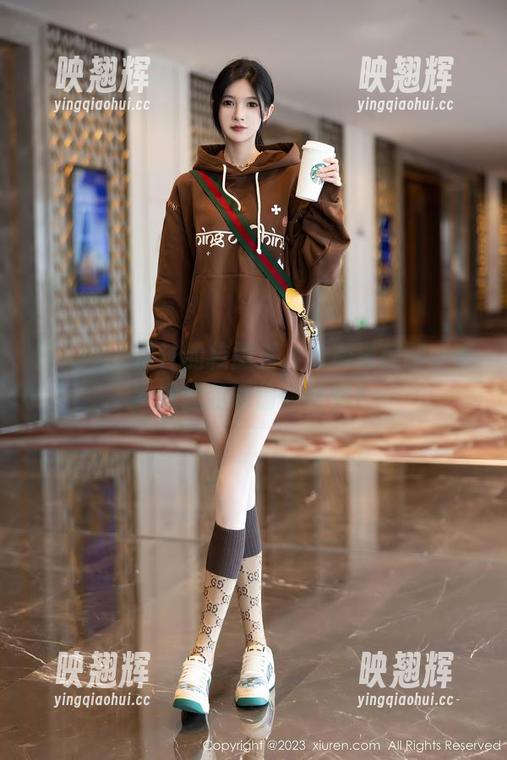 秀人网-阿汁 秀人网 - 阿汁的校服秀,免费送美图,喔?难道我能偷偷收藏?