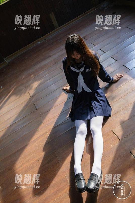 稚乖画册 - 生煎团团的私拍图包：和服虽美，眼神太撩