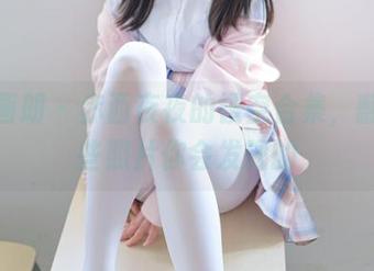 稚乖画册 – 赤西夜夜的镂空合集，翻翻这些照片你会发现的