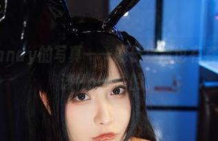 糖果果Candy的写真——舰长提督也有春天，也是该Hold住的。