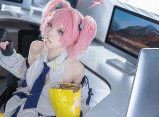 今天是纸悦Etsu_ko的美咲之日，壁纸合集准备好了吗？