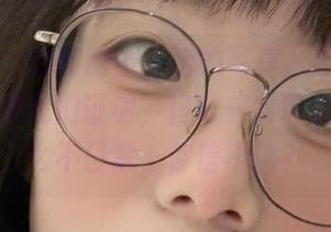 微密圈 – 胜利的小生活的写真，用精选定制套装向我们证明，日常其实可以变得那么不日常，你信不信？