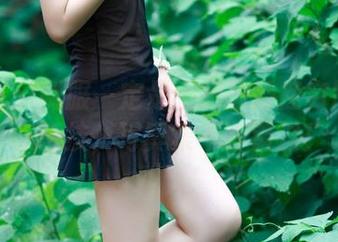 轰趴猫 – 制服一定是土肥圆矮挫穷博主的必杀技，写真集不容错过！