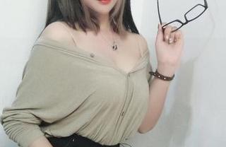 过期米线线喵全集中的短裙写真，难道每一条都能让人眼前一亮吗？