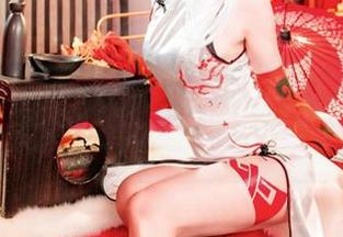 图片合集：阮邑Fairy和她的“大凤礼服”，谁来教我怎么穿得如此不拘一格？