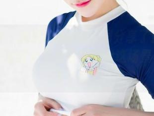 魅妍社 – 鲍妮boonie低调分享了最新网袜，不知道大家有没有觉得这场景有点放飞了呢？
