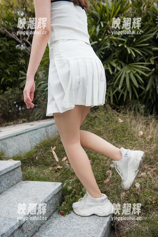魔镜街拍 被女上司留下的时刻,魔镜街拍高清图库览鉴
